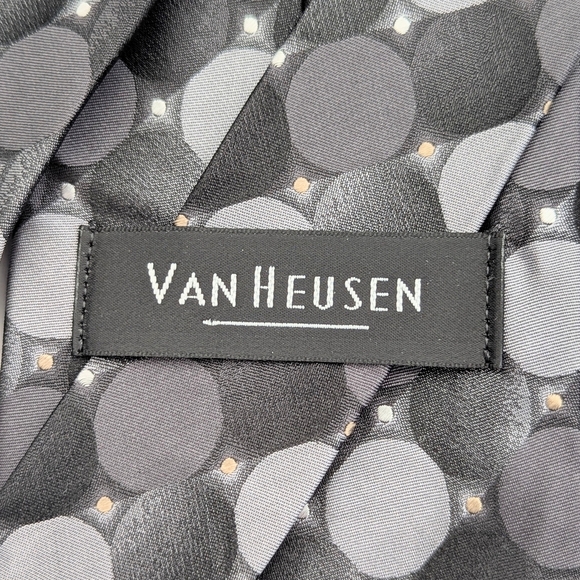 Van Heusen Men's 100% Silk Stain Resistant Ties - Picture 2 of 9